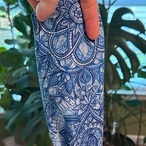 Calia headband wrap (by Carrie Underwood)